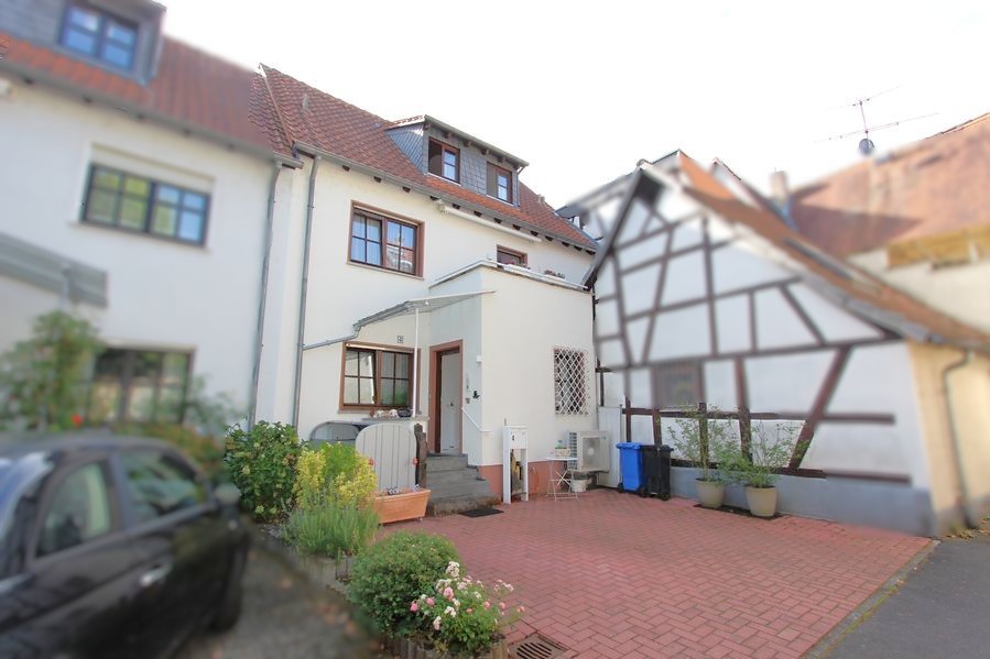 albero:) Wohnen, wo Geschichte zuhause ist  charmantes Stadthaus im Herzen von Seligenstadt - Einfamilienhaus Seligenstadt | Angebot:27329740